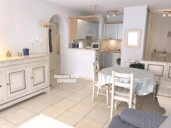 Appartement à vendre 2 pièces SAINT RAPHAEL (83)