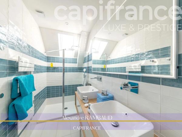 Propriété à vendre 17 pièces en plein centre de DOL DE BRETAGNE (35) - proche de Saint Malo