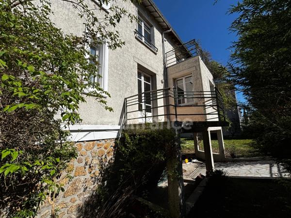 Maison à visiter sans tarder "coup de coeur" 8 pièces terrain 480 m² sans vis à vis