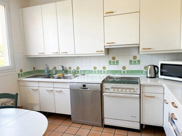 Maison à visiter sans tarder "coup de coeur" 8 pièces terrain 480 m² sans vis à vis
