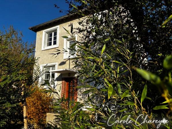 Maison à visiter sans tarder "coup de coeur" 8 pièces terrain 480 m² sans vis à vis