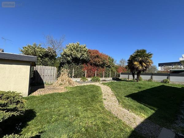 Maison à louer à Bonchamp-lès-Laval en Mayenne (53960), ref : 53005-L451