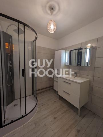 Appartement Aix En Provence 2 pièces 47 m2 meublé avec 2 terrasses 1 box et 1 cave