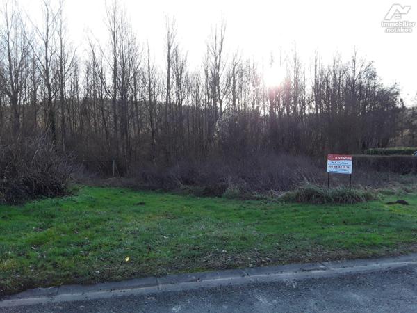 TERRAIN A BATIR A VENDRE A CROUTOY (60) OISE HAUTS DE FRANCE

Terrain plat avec 21 mètres de ...