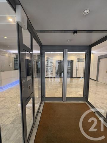 Parking à vendre  10 m2 PARIS - 75008