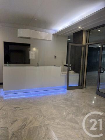 Parking à vendre  10 m2 PARIS - 75008