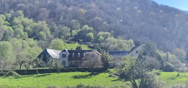 Vente Maison 15 pièces 326 m2 à Saint-Pé-de-Bigorre