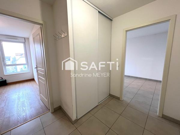 Superbe appartement F3 en attique, terrasse 24 m², balcon 9 m², garage en sous-sol, chauffage au sol