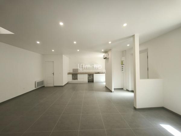 Maison de 110 m² R+1 - entièrement rénovée - Douzens