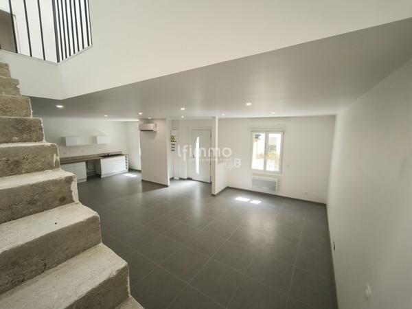 Maison de 110 m² R+1 - entièrement rénovée - Douzens