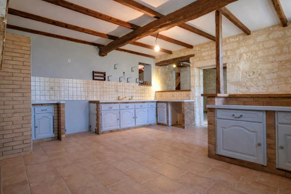 Authentique grange réhabilitée – Charme et beaux volumes - Touvre Détails des diagnostics énergétiques