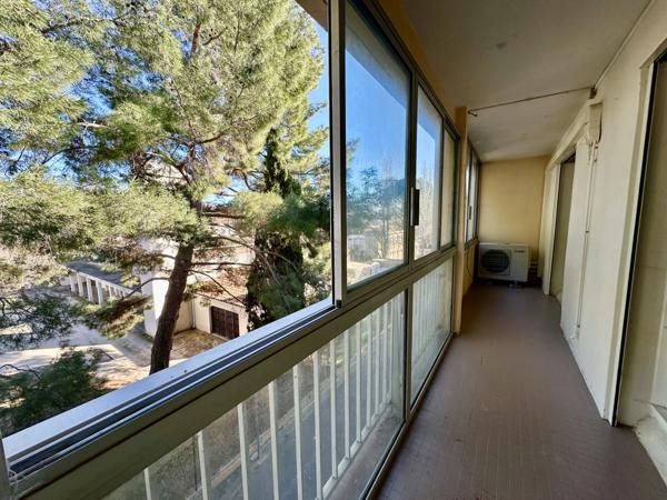 AIX EN PROVENCE - QUARTIER ST DONAT - T5 102M2 Balcon