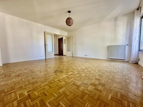 AIX EN PROVENCE - QUARTIER ST DONAT - T5 102M2 Balcon