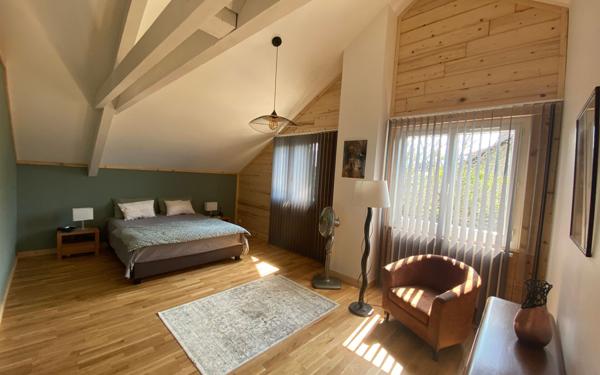 Maison à vendre    6 pièces • 326 m2 Moirans