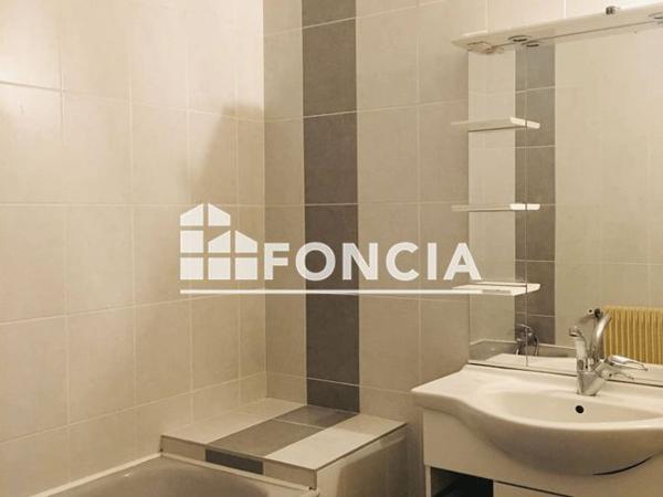 Location Appartement 4 pièces 100.09 m² - 10 RUE DE TRAYNES Tarbes 65000