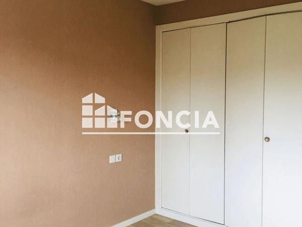 Location Appartement 4 pièces 100.09 m² - 10 RUE DE TRAYNES Tarbes 65000