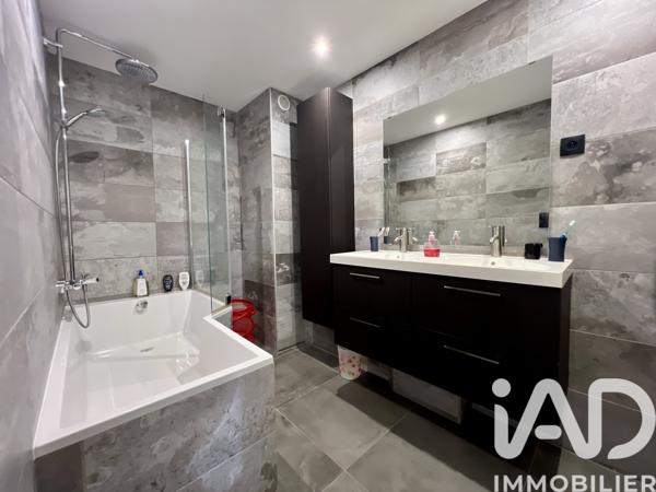 Appartement à vendre 5 pièces 93,6 m² Toulon