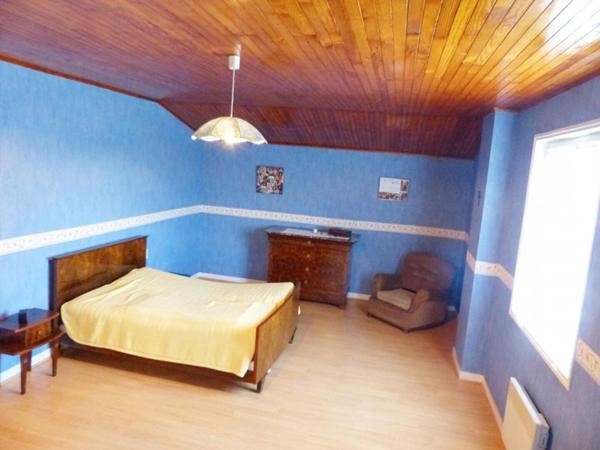 Maison Coubon 5 pièce(s) 150 m²