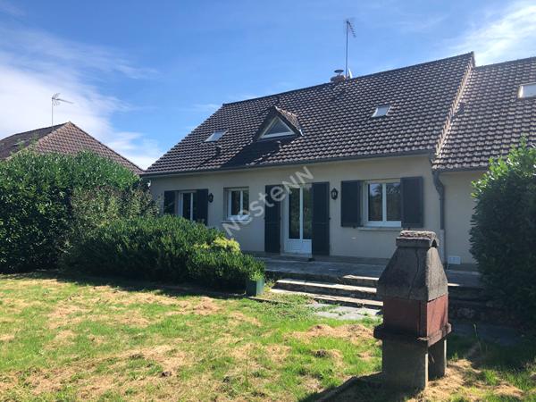 A louer Maison Familiale située à La Flèche de 142 m2 habitables environ
