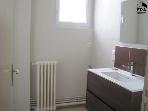 APPARTEMENT A LOUER 2 CHAMBRES CENTRE VILLE ST QUENTIN 02100