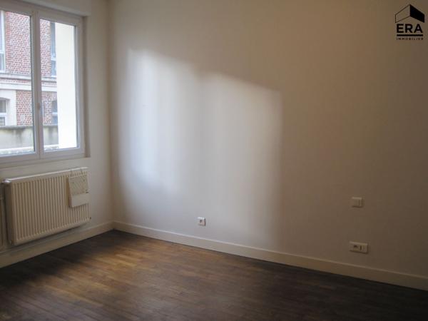 APPARTEMENT A LOUER 2 CHAMBRES CENTRE VILLE ST QUENTIN 02100
