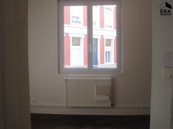 APPARTEMENT A LOUER 2 CHAMBRES CENTRE VILLE ST QUENTIN 02100