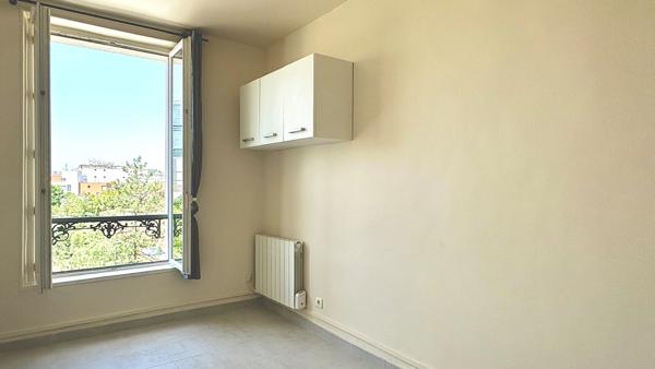 Charmant deux pièces lumineux dans le 17e