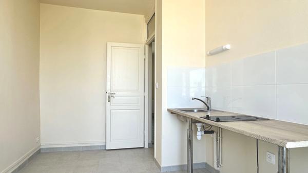 Charmant deux pièces lumineux dans le 17e