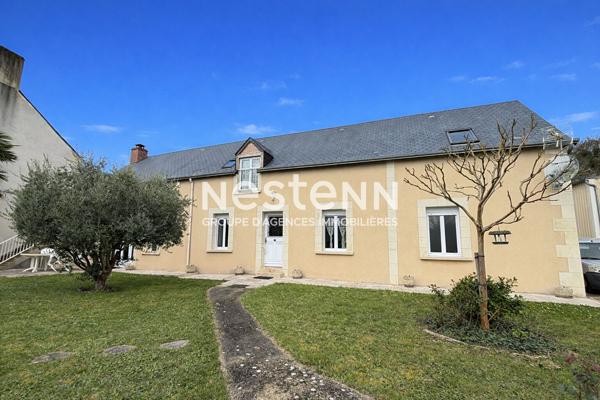 Longère familiale de 174 m² à vendre 6 chambres, garage et piscine à Montval-sur-Loir (72500)