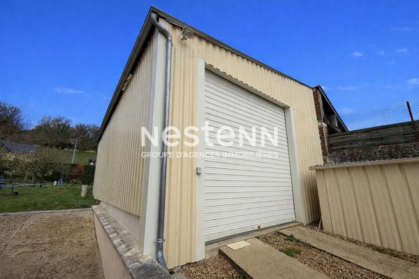 Longère familiale de 174 m² à vendre 6 chambres, garage et piscine à Montval-sur-Loir (72500)