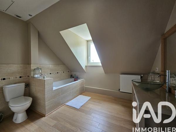 Maison à vendre 6 pièces 150 m² Abondant