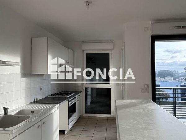 Location Appartement 2 pièces 49.88 m² - 228 AVENUE DE LA MARNE Merignac 33700