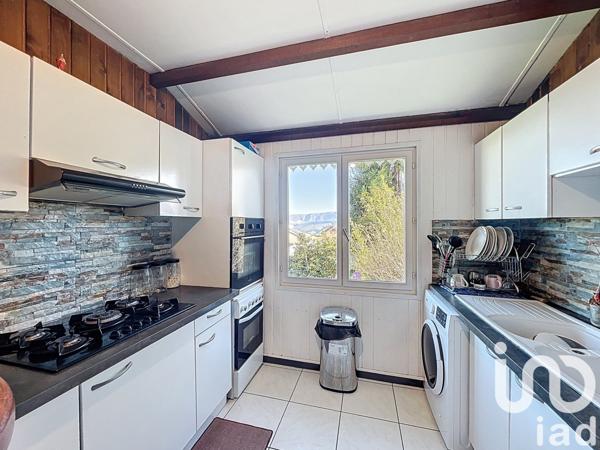 Maison 4 pièces de 108 m² à Le Tampon (97418)