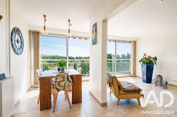 Appartement à vendre 2 pièces 58 m² Mandelieu-la-Napoule