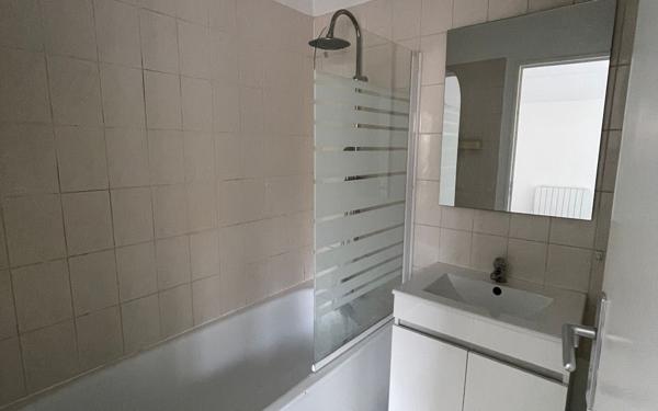 Appartement à louer    1 pièce • 24 m2 Dourdan