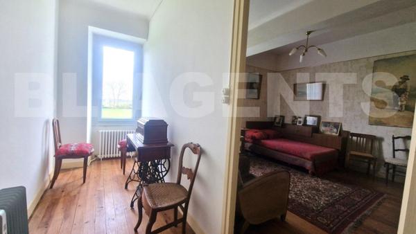 Propriété 7 pièces avec appartement indépendant plus dépendances plus terre