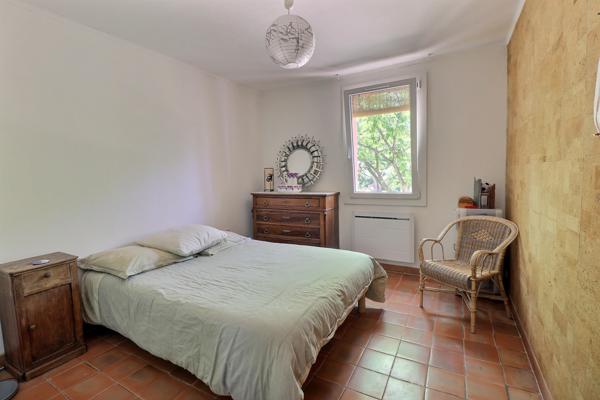 Uzès (30700) A vendre villa 6 minutes d'Uzès