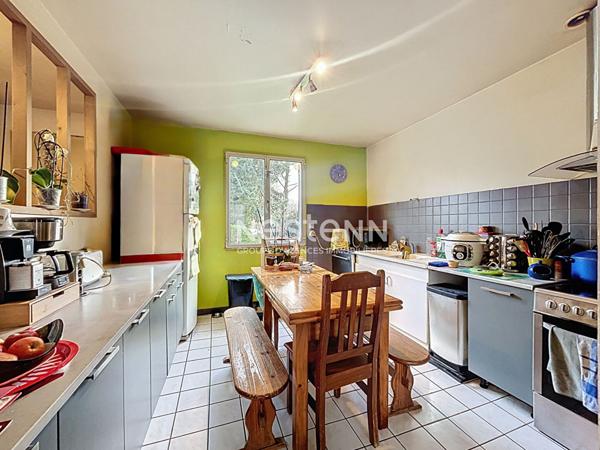 Proche Nonancourt maison plain-pied 5 pièces, terrain clos 1800m2, garage fermé