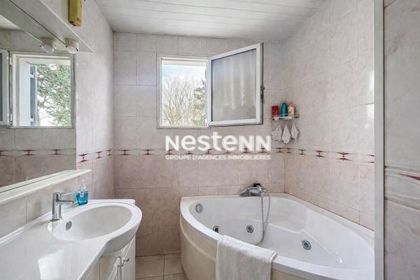 Proche Nonancourt maison plain-pied 5 pièces, terrain clos 1800m2, garage fermé