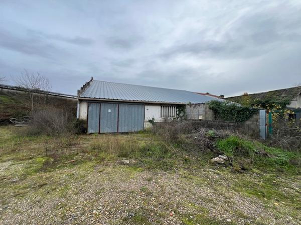 Parking / box Aiguillon