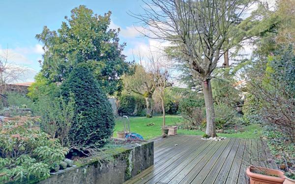 Maison à vendre    6 pièces •  Cholet