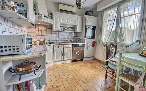 Maison à vendre    4 pièces • 82,95 m2 Pau