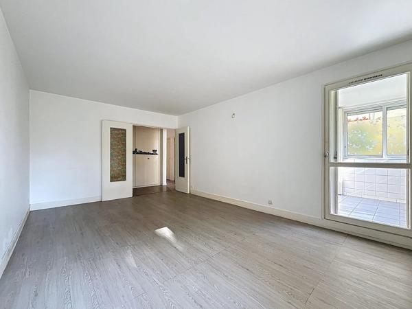 Vente                                                      Appartement
                        
                     2 pièces                      53 m2                     à Boissy-Saint-Léger