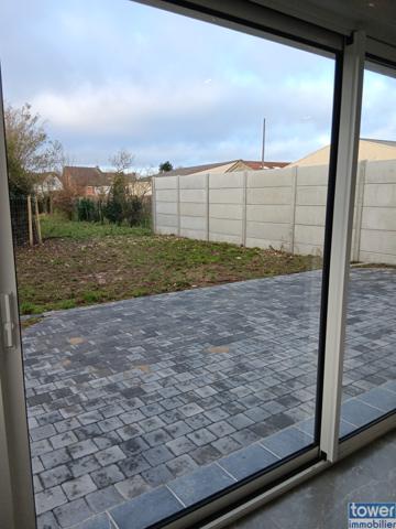Maison
                                                                                                                                                                                                                                                                                                                        6 pièce(s)                                                                                                                                                                                                          3 chambre(s)                                                                                                                                                                                                          110  m²