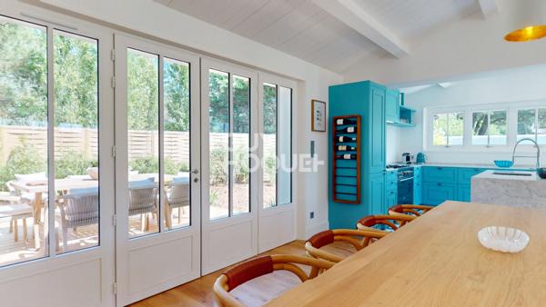 Le Bois-Plage-en-Ré. Maison d'exception : le parfait équilibre entre plages et commerces