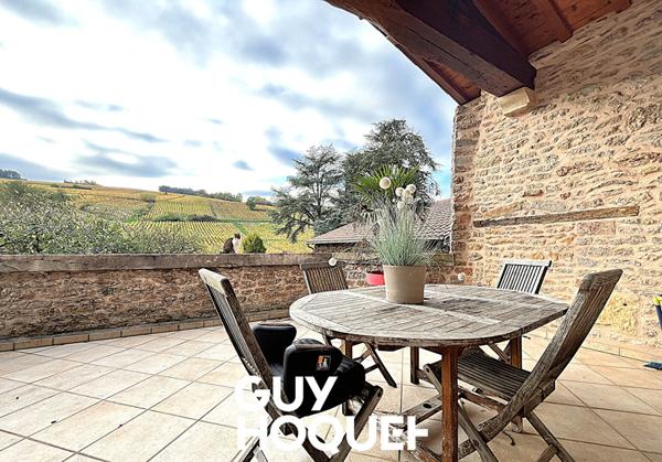 Propriété Viticole en Pierre - Deux Maisons + Dépendances et Terrain - 71960 FUISSE