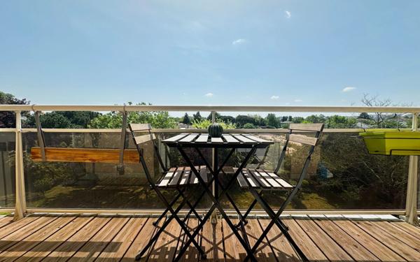 Appartement à vendre    4 pièces • 80 m2 Le Bouscat