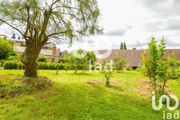 Maison 8 pièces de 330 m² à Cour-Cheverny (41700)