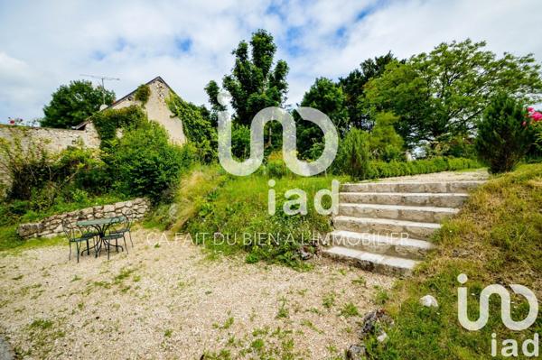 Maison 8 pièces de 330 m² à Cour-Cheverny (41700)