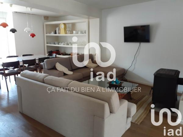 Maison 8 pièces de 330 m² à Cour-Cheverny (41700)